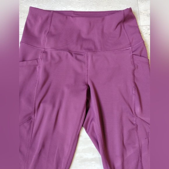 90 Degree maroon legging pockets size small - Picture 3 of 6